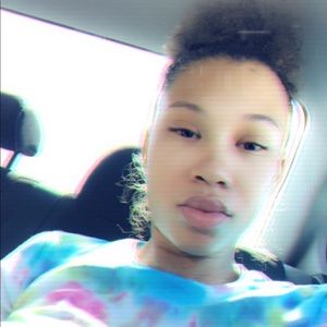 Meet your Posher, Ariana